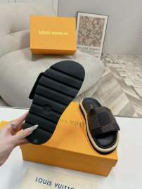 Picture of Louis Vuitton Slippers _SKULVsz35-4141-45mnf03101137